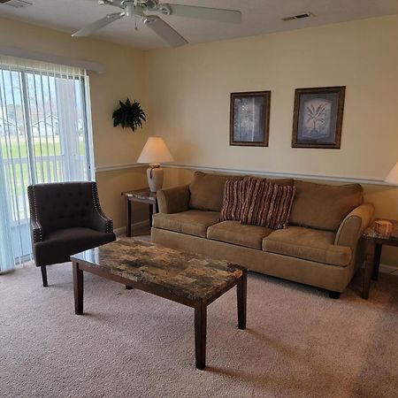 2Nd Floor Condo Sleeps 4 1 Bed 1 Bath Waterway Village 1E Myrtle Beach Room photo